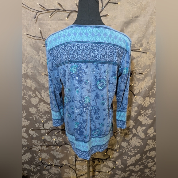 Coldwater Creek Blue Floral Three Quarter Sleeve Blouse, Size S, EUC! - Picture 4 of 5